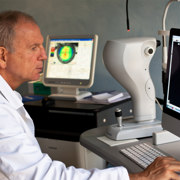 Visita per il trapianto di cornea